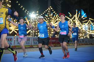 BIB: 45269, 40718, 0000, 45687
                            <button type="button" onclick="openModal(21544923)" class="btn btn-primary btn-sm float-right btn-popup" data-toggle="modal" data-target=".modal-high-quality">
                        <i class="fas fa-shopping-cart"></i> Add to Cart
                    </button>
                                            <button type="button" onclick="isThisMe(21544923, true)" class="btn btn-success btn-sm float-right btn-popup btn-isme hidden" data-toggle="tooltip" data-placement="bottom" title="นี่คือรูปของคุณใช่ไหม คลิกที่นี่เพื่อเอาเข้าอัลบั้ม">
                        <i class="fas fa-plus"></i> Add to album
                    </button>
                    <button type="button" onclick="isThisMe(21544923, false)" class="btn btn-warning btn-sm float-right btn-popup btn-isnotme hidden">
                        <i class="fas fa-ban"></i> Remove from album
                    </button>